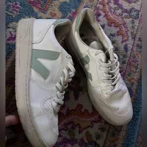 Veja athletic shoes 10